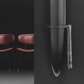 towel bar of the radiator blade